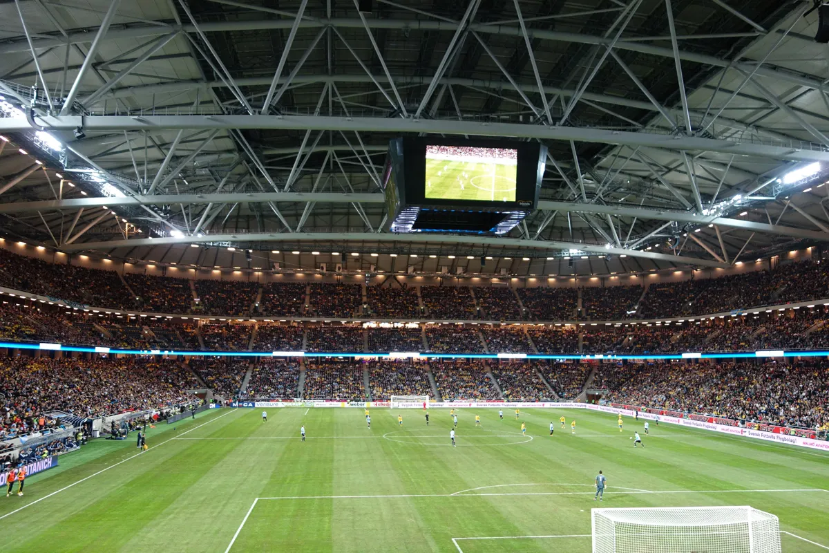 Stade flambant neuf à vendre