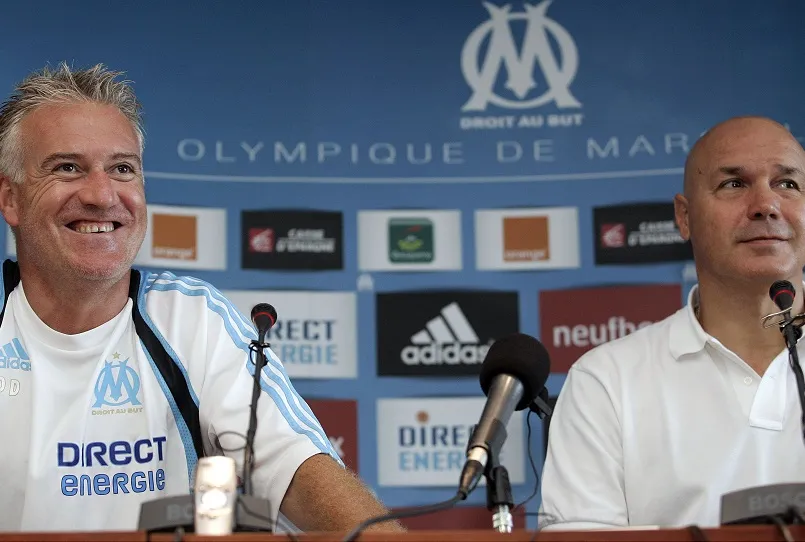 Anigo détruit Deschamps