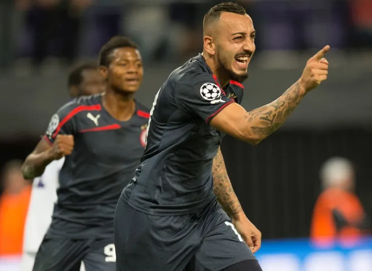 La bombe Kostas «<span style="font-size:50%"> </span>Mitroglycérine<span style="font-size:50%"> </span>» débarque au Parc