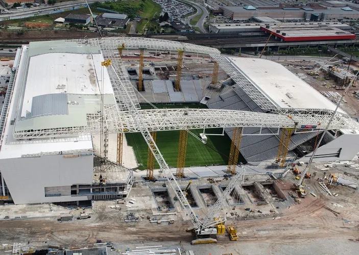 Mondial 2014 : 2 morts sur un chantier