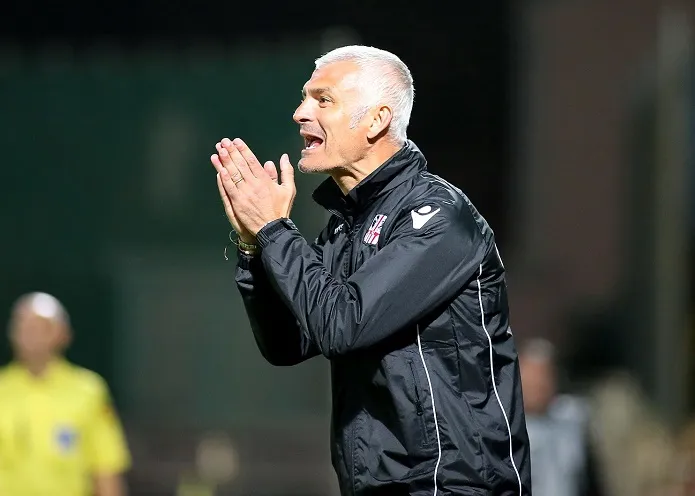 Ravanelli répond à Hengbart