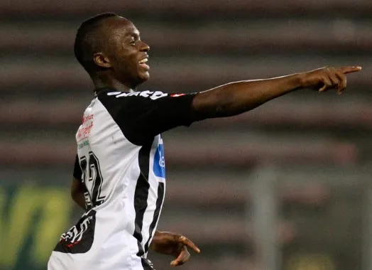 Kebano : «<span style="font-size:50%"> </span>J’ai donné une priorité au temps de jeu sur mon salaire<span style="font-size:50%"> </span>»