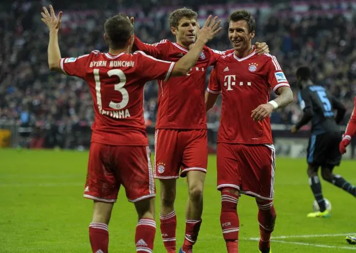 Le Bayern tranquillement, Dortmund au ralenti
