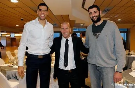 Photo : Zidane le nain