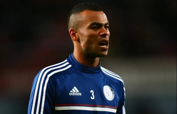 Ashley Cole sur le départ ?