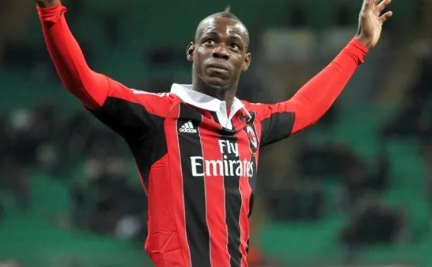 Balotelli «<span style="font-size:50%">&nbsp;</span>sur la liste des transferts<span style="font-size:50%">&nbsp;</span>»