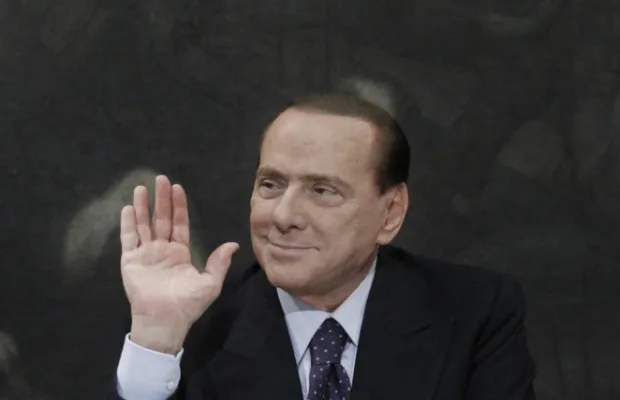 Berlusconi : «<span style="font-size:50%">&nbsp;</span>Galliani reste<span style="font-size:50%">&nbsp;</span>»