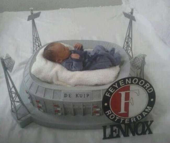 Photo : Supporter au berceau