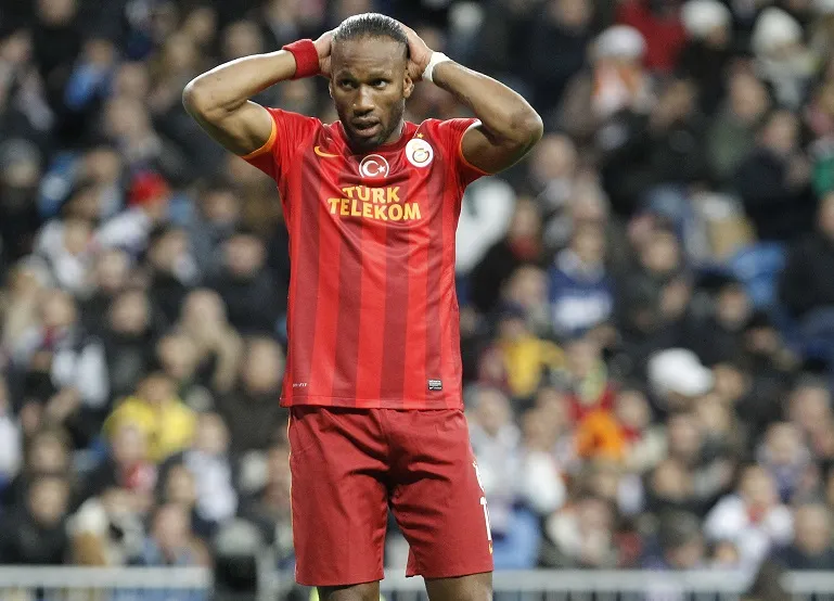 Drogba rend hommage à Mandela