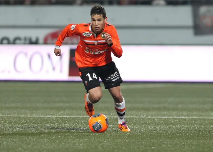 Raphaël Guerreiro :  «<span style="font-size:50%">&nbsp;</span>Paris est insurmontable. Pas Coentrão<span style="font-size:50%">&nbsp;</span>»