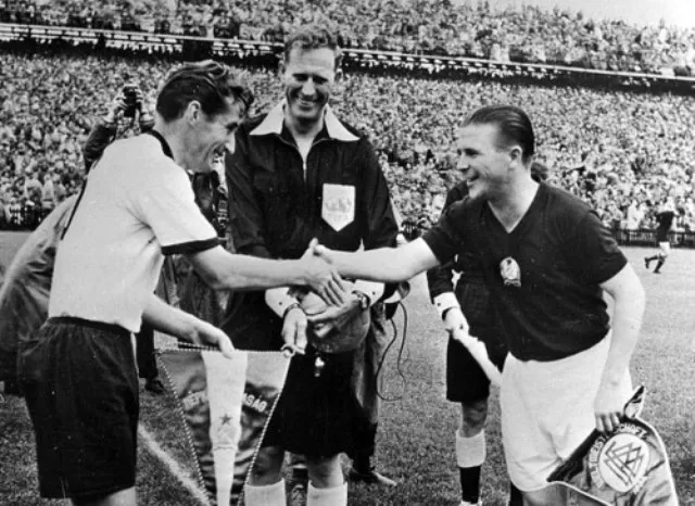 Match de légende (4e) : «<span style="font-size:50%">&nbsp;</span>Les Hongrois ont été tués par leur romantisme<span style="font-size:50%">&nbsp;</span>»