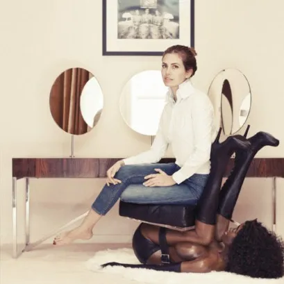 Photo : Mme Abramovitch accusée de racisme