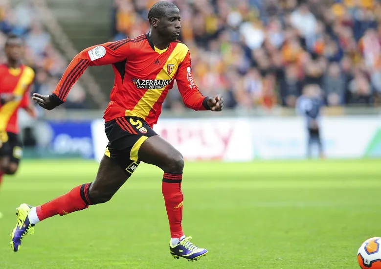 CdF: Lens passe dans la douleur