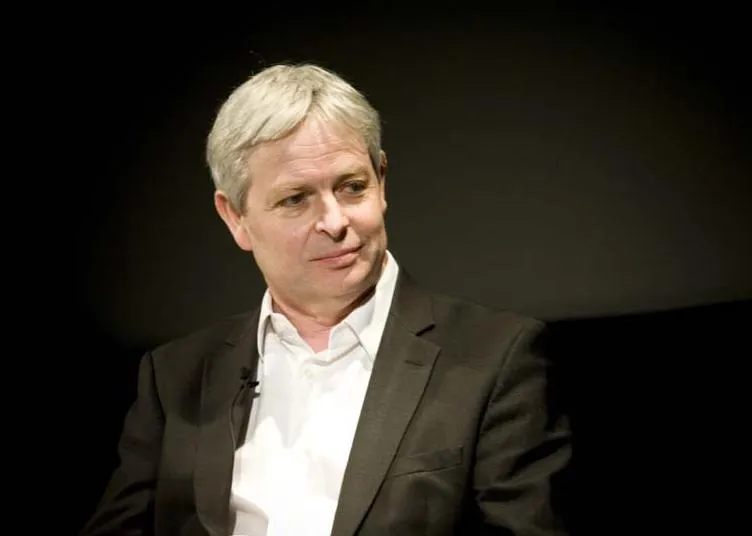 «<span style="font-size:50%">&nbsp;</span>Il y a trop de maillots dans les tribunes, dans les rues…<span style="font-size:50%">&nbsp;</span>»