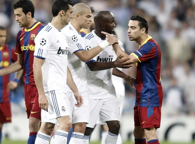 Xavi égratigne Mourinho