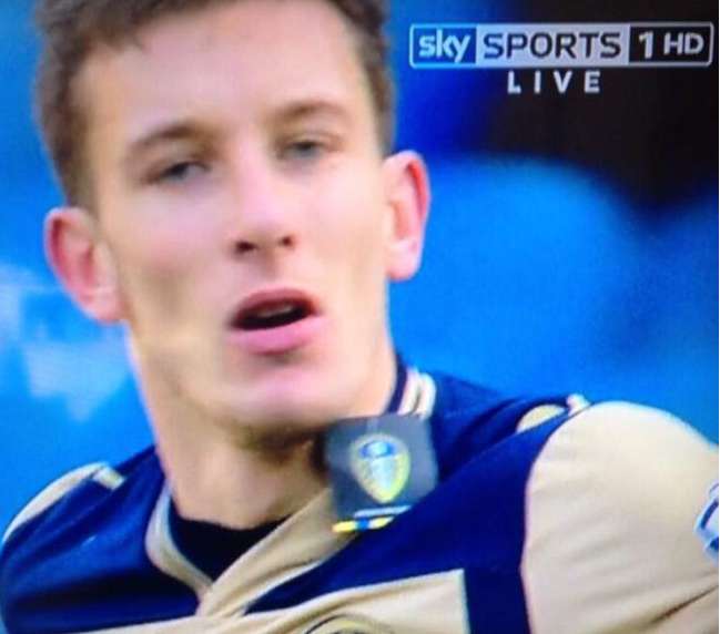 Photo : Il oublie ses étiquettes