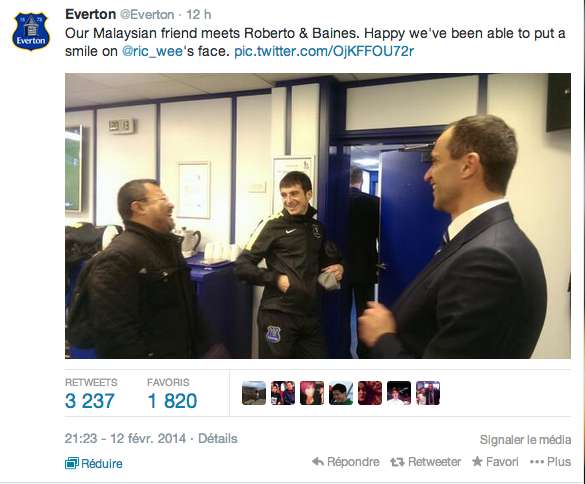 Photo : Everton et le fan malaisien