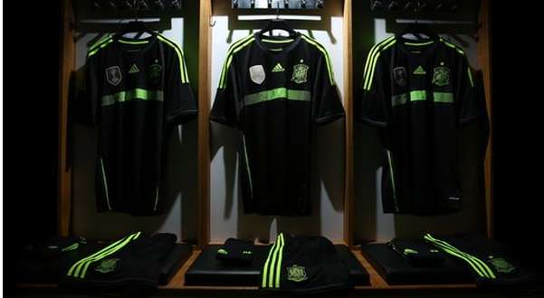 Photo : Le maillot Mondial de l’Espagne
