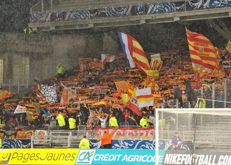 Des supporters lensois agressés à Lyon
