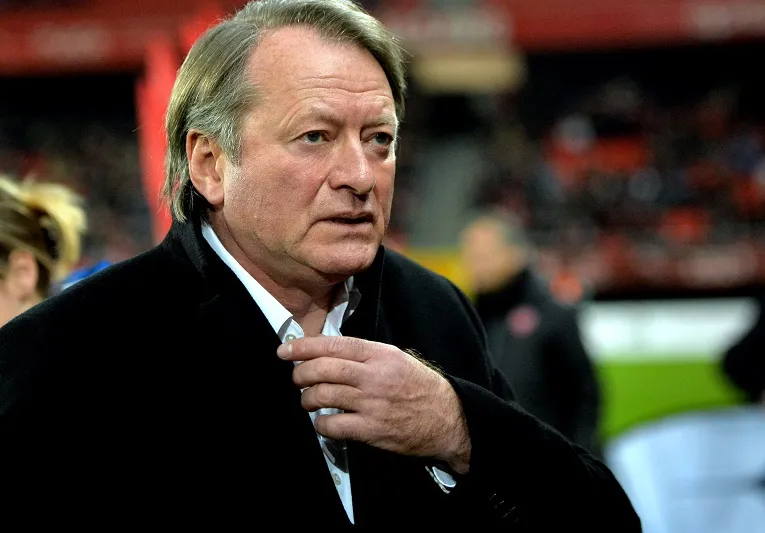 Jacobs arrêtera après VA