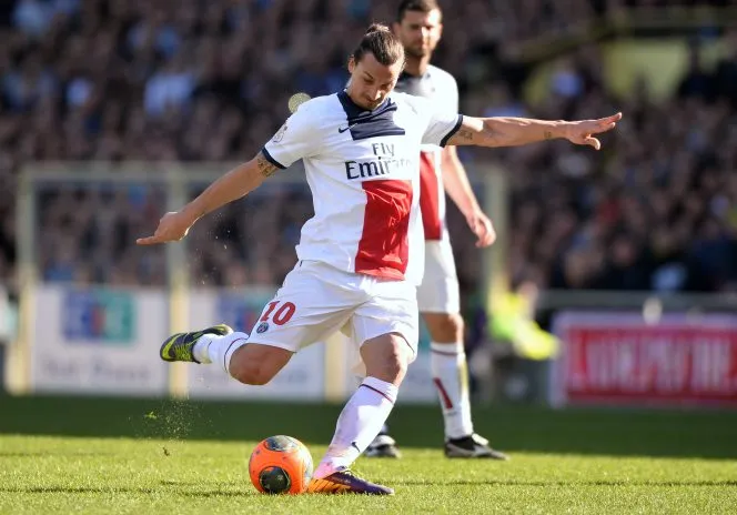 Twitter : le Mirror répond à Zlatan