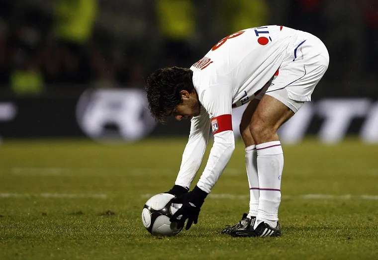 Top 10 : Coups francs de Juninho