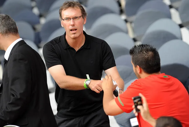 Blanc en tribune contre Leverkusen