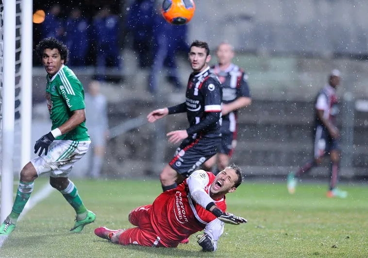 L’OL s’est raté… Sainté postule pour la C1…