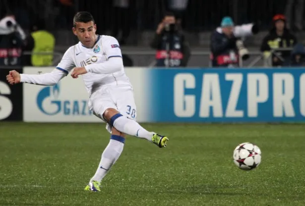 Otamendi quitte déjà Valence