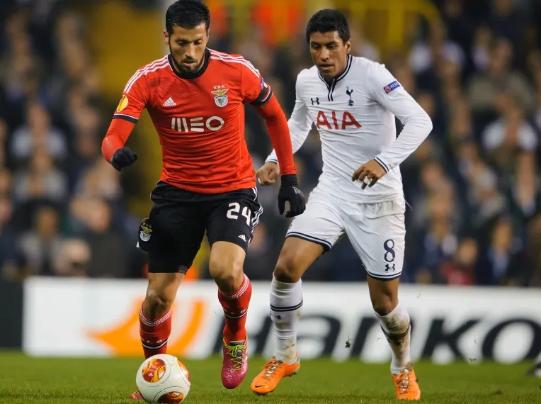 Tottenham plie, le Bétis surprend