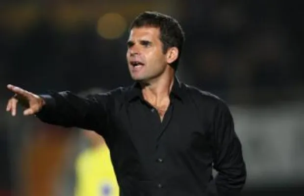 Ollé-Nicolle arrive au Bénin