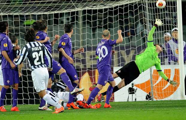 Top 10 : Coups francs de Pirlo