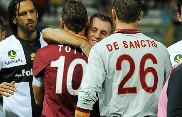 Cassano veut voir Totti en sélection