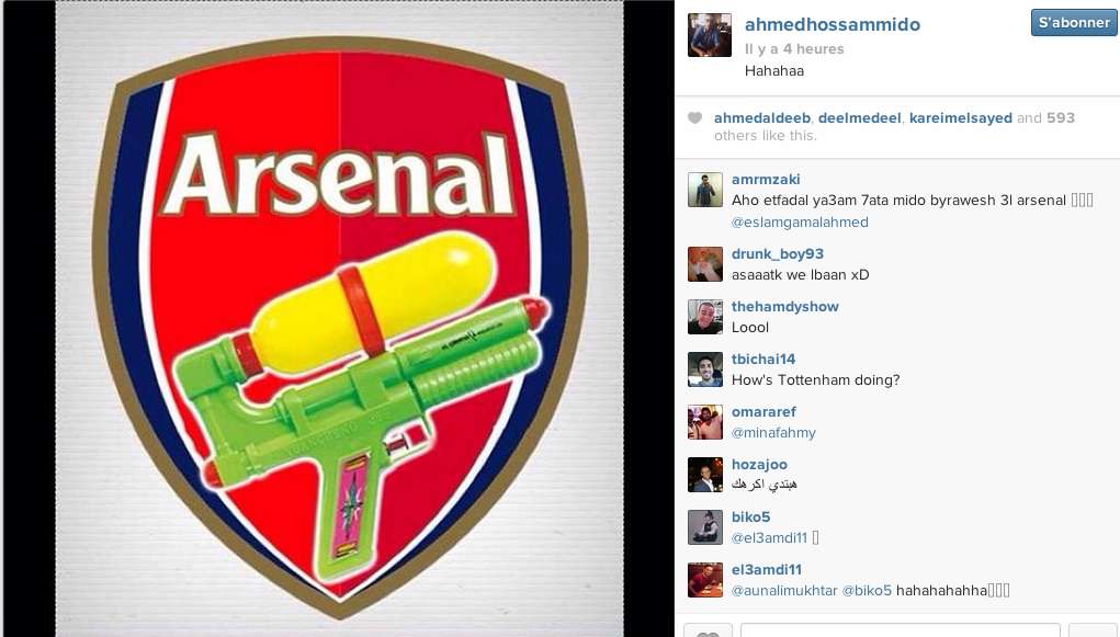 Photo : Mido charrie aussi Arsenal