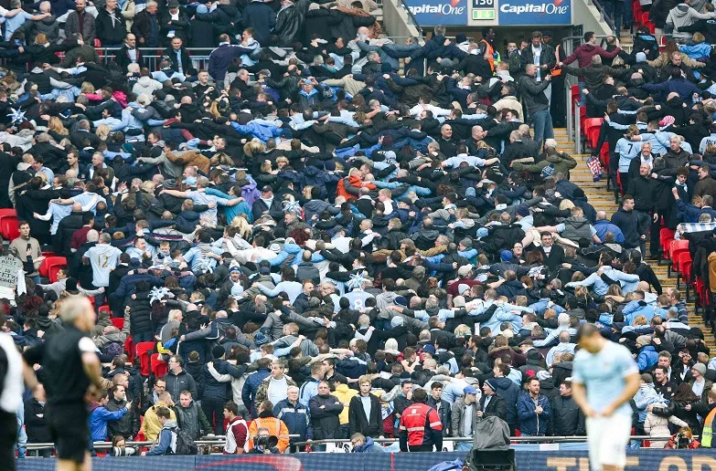 City : un fan se trompe de billets