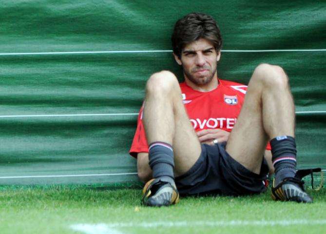 Juninho compare son Lyon au PSG