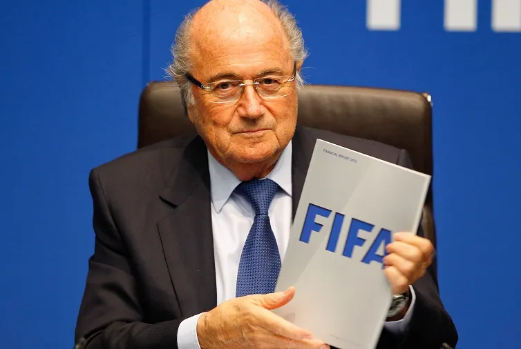 Mondial 2022 : Blatter pour l&rsquo;hiver