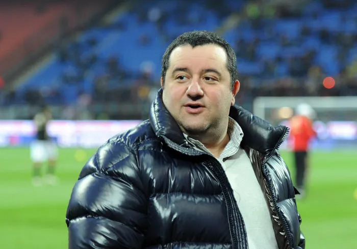 Raiola allume encore le Barça