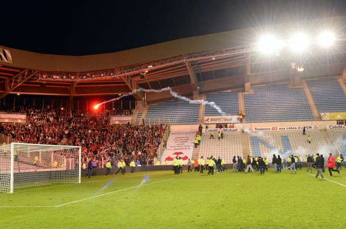 Nantes (encore) sanctionné ?