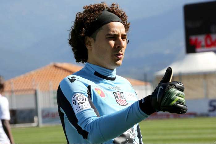 L&rsquo;agent d&rsquo;Ochoa brosse l&rsquo;OM