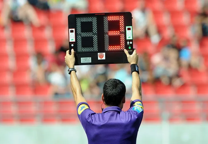 Le 4e arbitre fait gagner du forfait