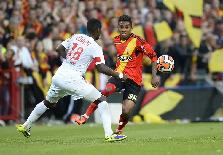 Lens et Caen se font peur, Istres descend