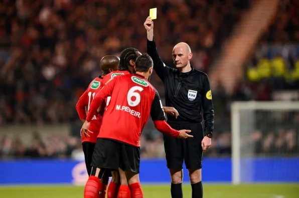 Bientôt des exclusions temporaires ?