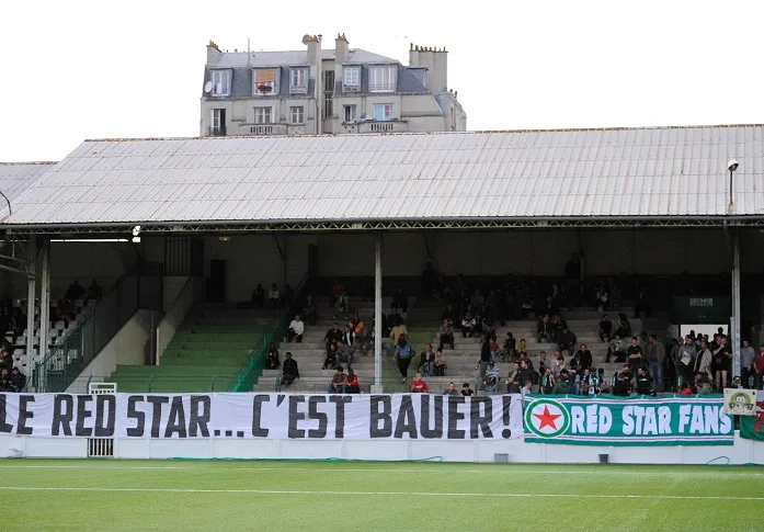 Un débat sur les supporters à Saint-Ouen (93)