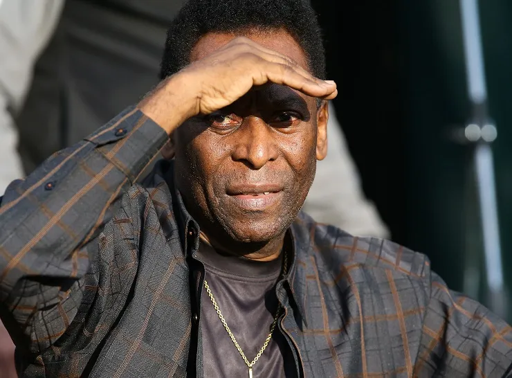 Pelé voit peu de « cracks »