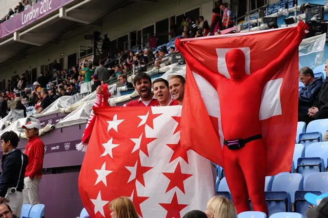 Suisse : un couvre-feu pour klaxonner