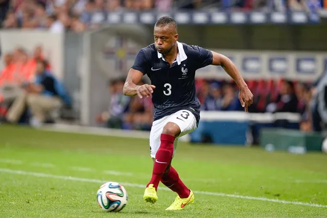 Évra en mode DJ des Bleus