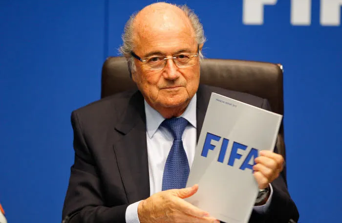 Sepp Blatter réagit aux accusations