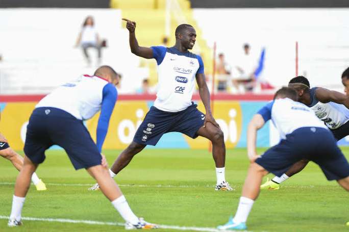 Qu&rsquo;est-ce que le drone pouvait bien chercher chez les Bleus ?