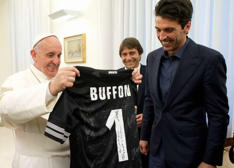 Le pape souhaite un bon Mondial à ses followers